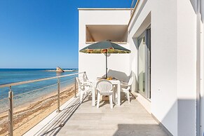 3386 Un Sogno sul Mare by Barbarhouse