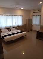 Etranger Resorts
