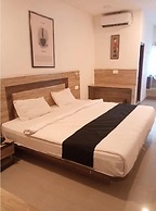 Etranger Resorts