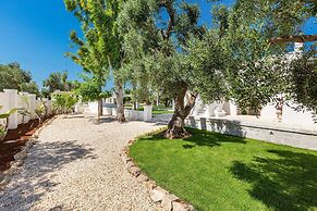 3589 Borgo Treffe by Perle di Puglia