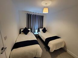 Impeccable 2-bed House in Milton Keynes