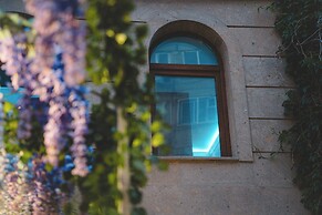 Capsula hotel