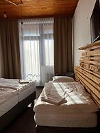 Pension Mona