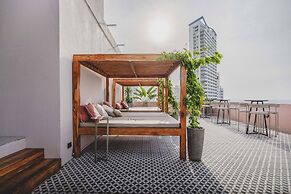 Bondo Hometel