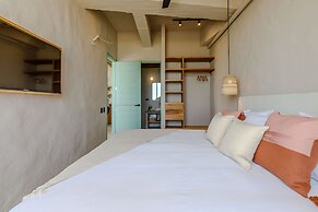 Bondo Hometel