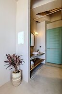 Bondo Hometel