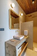 Bondo Hometel