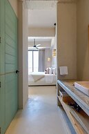 Bondo Hometel
