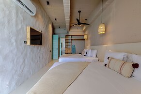 Bondo Hometel