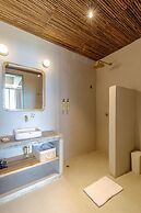 Bondo Hometel