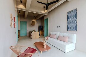 Bondo Hometel