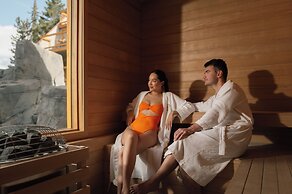 Hotel Canoe and Suites