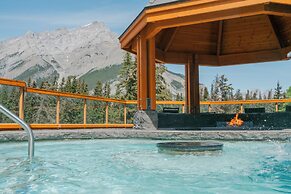 Hotel Canoe and Suites