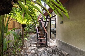 Kalino Villa by Betterplace