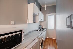 Rustic Stone Flat 5 min to Taksim Square