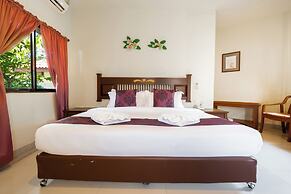 Phuket Leelavadee Hua Ting Resort