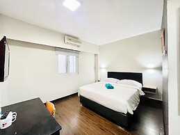 City Hotel