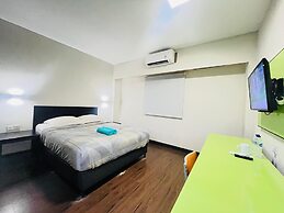 City Hotel