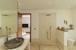 Madura Villa by Betterplace