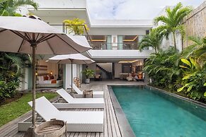 Madura Villa by Betterplace