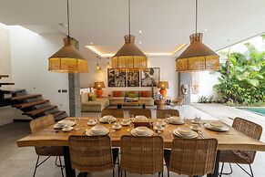 Madura Villa by Betterplace
