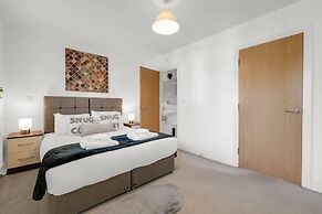 Foxherne 6 Bdrm, 3BA Hse -17