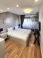 Holiday Luxury Home by FeelHome