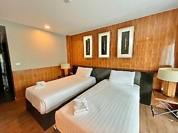 Huern Nana Jomsawan