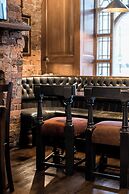 Lower Turks Head