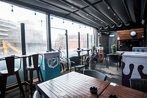 Lower Turks Head