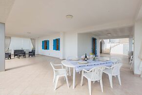 3499 Villetta Panorama by Barbarhouse