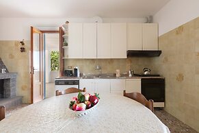 3499 Villetta Panorama by Barbarhouse
