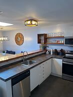 Lunar Cove Inn