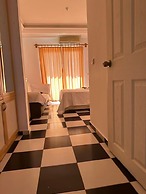 London House Hotel