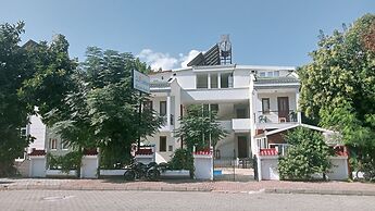 London House Hotel