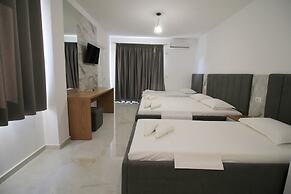 4 Islands Ksamil