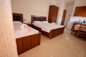 4 Islands Ksamil