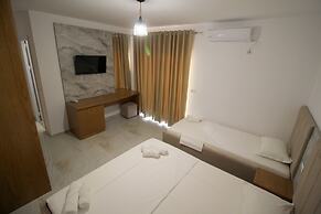 4 Islands Ksamil