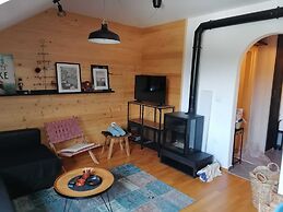 Apartment Sleeps 4 With Lake View