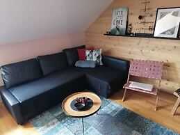 Apartment Sleeps 4 With Lake View