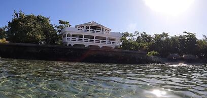 Coral Cove Wellness Resort
