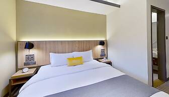 Dash Living Rochor