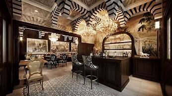 V Maison Boutique Hotel