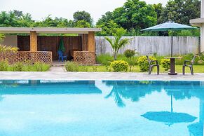 Hotel Mahamaya Crown