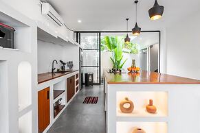 Sunny Home Villa