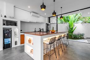 Sunny Home Villa
