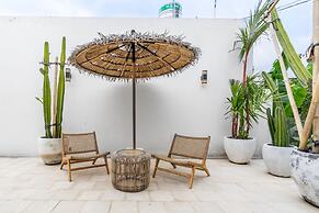 Sunny Home Villa