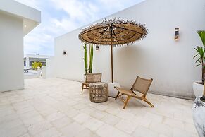 Sunny Home Villa