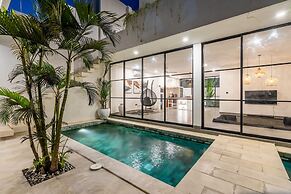 Sunny Home Villa