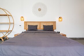 Sunny Home Villa
